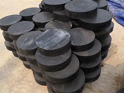 新吴区板式橡胶支座由若干层橡胶片与薄钢板经加压硫化